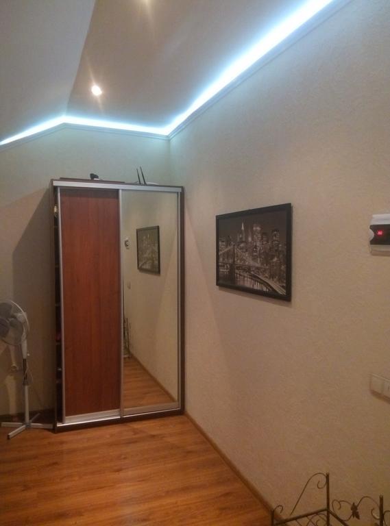 Залізнична 49 "Хочу Цю!" Apartamento Ivano-Frankivsk Exterior foto
